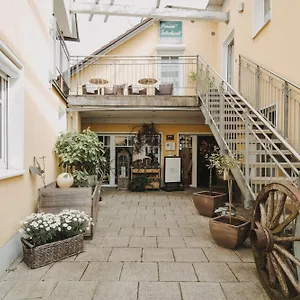 Futterknecht Penzion Burgau